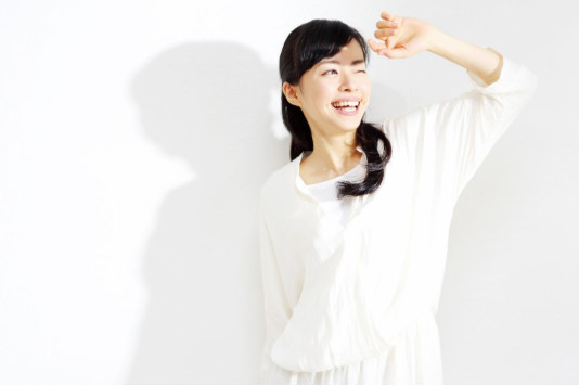 別以為冬天就不需要防曬！「光老化」易曬出老臉 ,stylechina.com